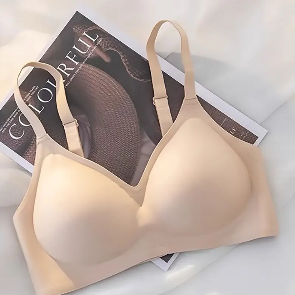Seamless Nude Bra